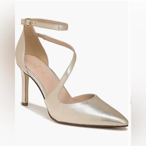 27 EDIT Naturalizer Abilyn leather Ankle Strap Pump NEW IN BOX